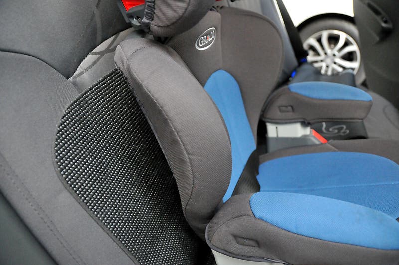 아이가 어지른 차내 관리법, 더러워져도 괜찮아