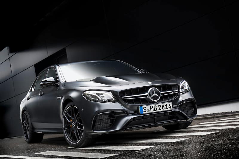 메르세데스 AMG,
E63 4매틱 플러스 광고 론칭