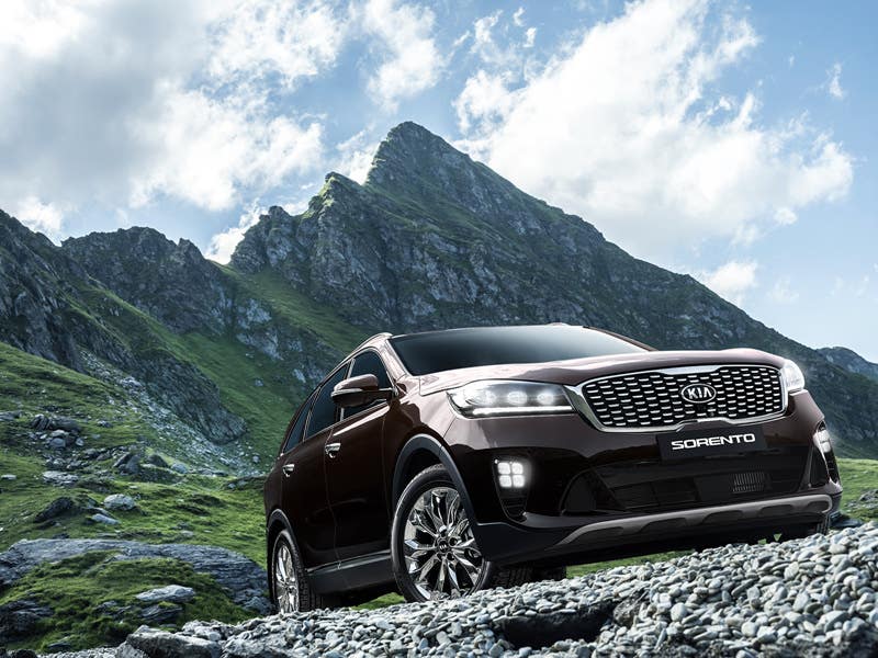 기아자동차 쏘렌토, 디자인과 편의성 강화한
페이스리프트 단행