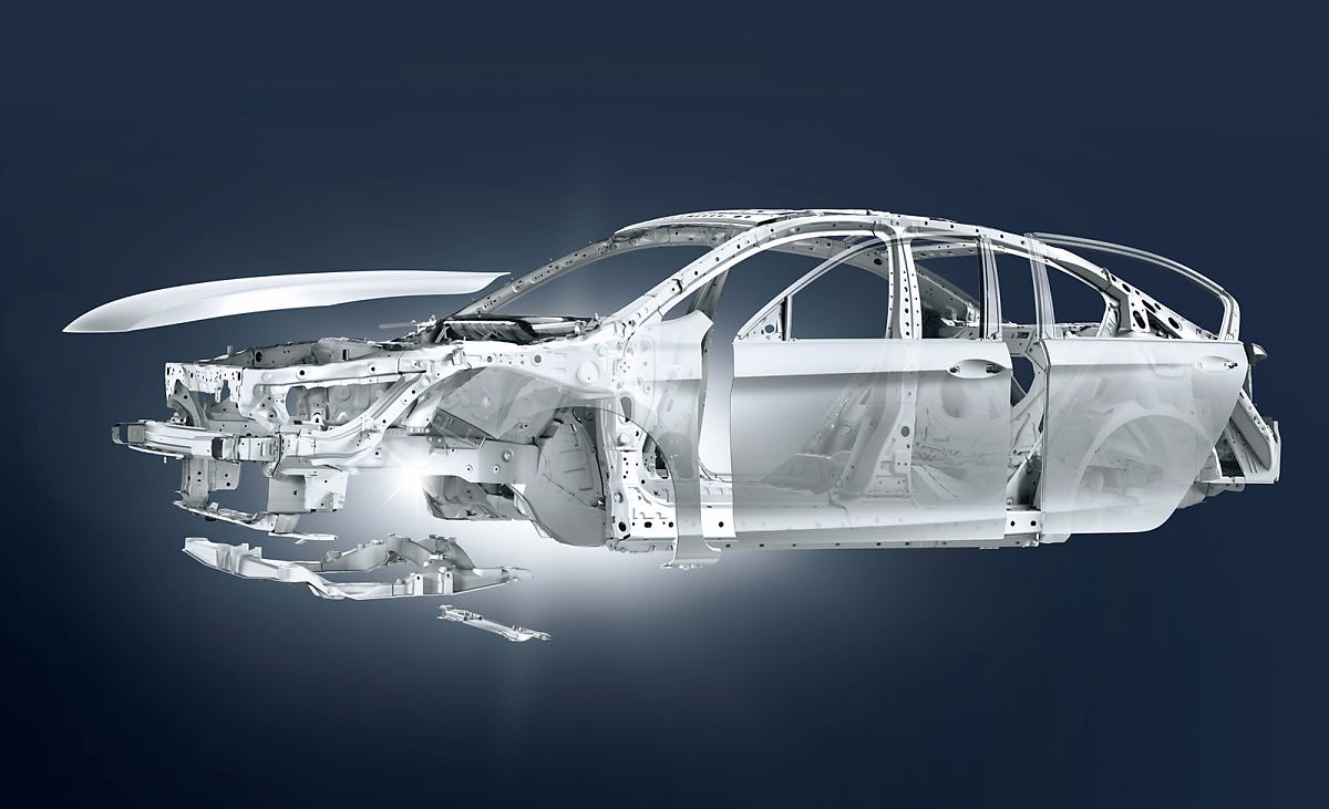 혼다 어코드 하이브리드,
완벽하게 조화된 두 개의 심장