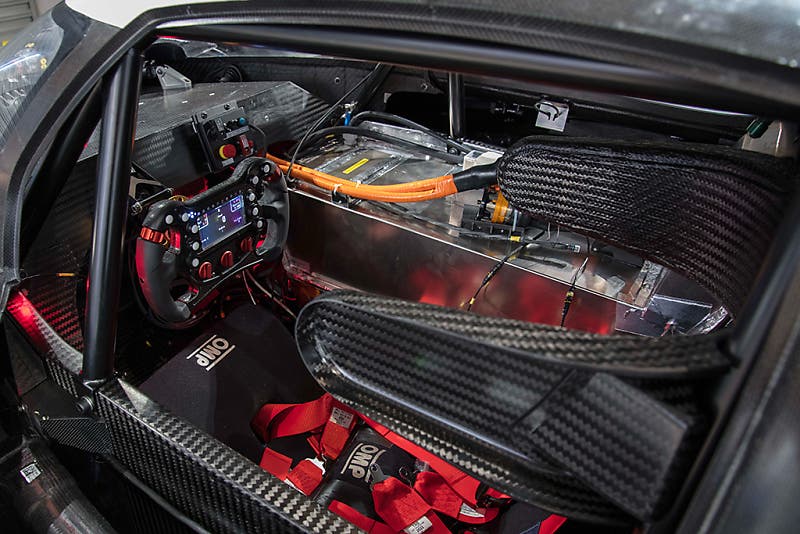 폭스바겐, 전기 스포츠카
I.D. R 파이크스 피크 공개