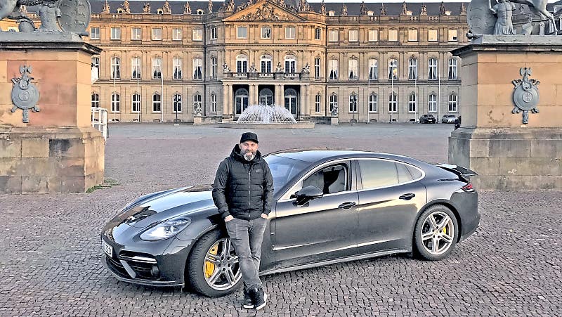 아날로그의 맛에 빠진 자동차 제조사의 마케팅 전략