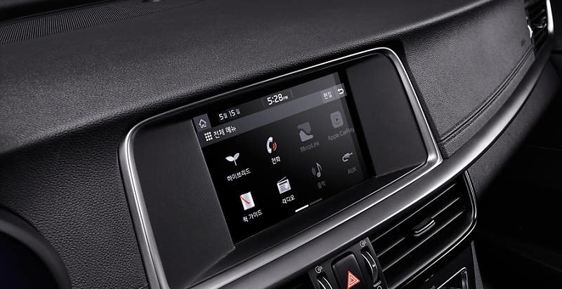 기아차 , 연비와 디자인 개선된 더 뉴 K5 하이브리드 출시