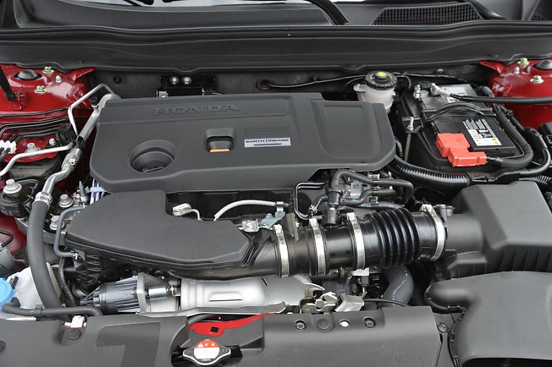 모범생의 화끈한 질주,
어코드 2.0 터보 스포츠