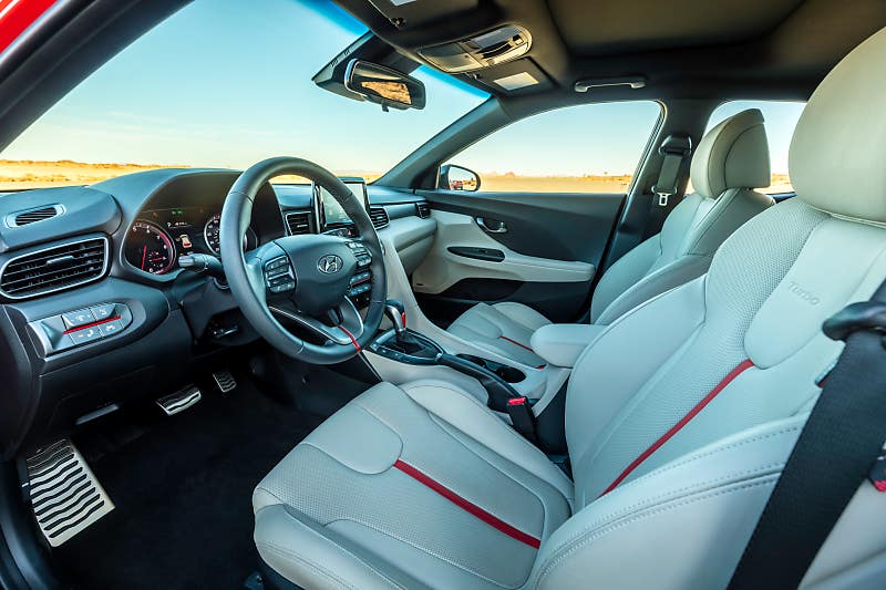 현대차, 2세대 벨로스터 및 벨로스터 N 동시공개