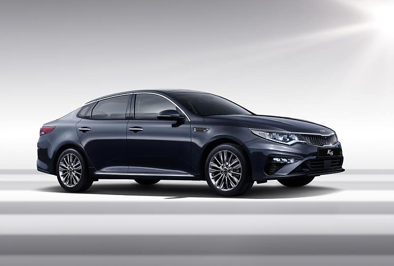 브리지스톤 타이어, 더 긴 수명의
투란자 세레니티 플러스 출시