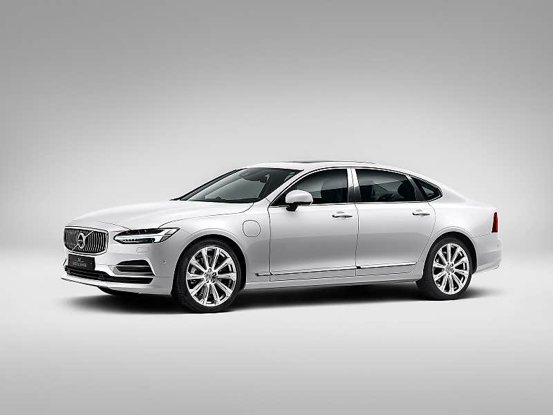 마사지 시트부터 냉장고까지 초호화
럭셔리 세단 볼보 S90 엑설런스 출시