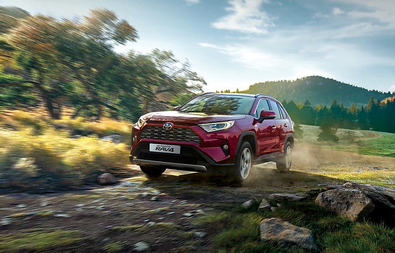 세련된 디자인과 매력적인 가격,
토요타 5세대 라브4 출시