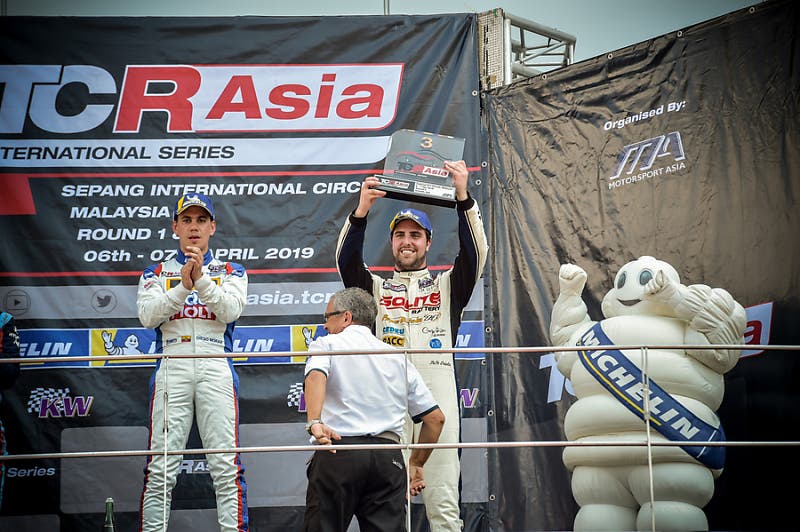 반환점 돈 TCR 아시아, 쏠라이트 인디고 P. 오리올라 2위에