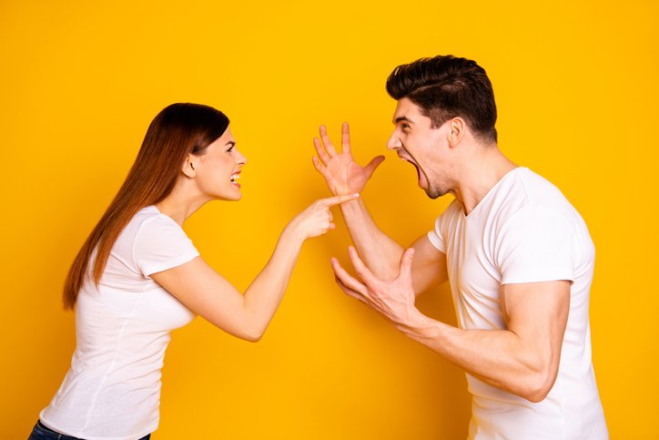 남성과 여성, 누가 더 화를 자주 낼까?