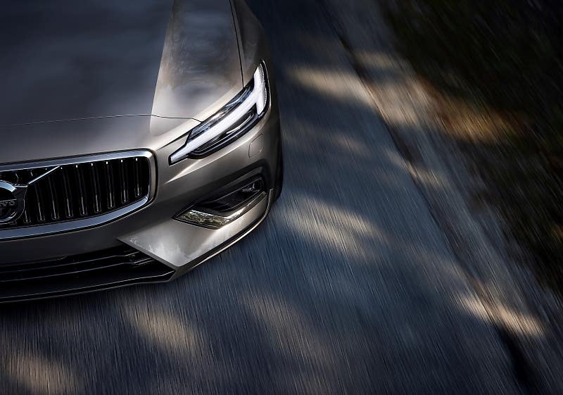 스웨디시 다이내믹의 현재, 볼보 S60 상륙