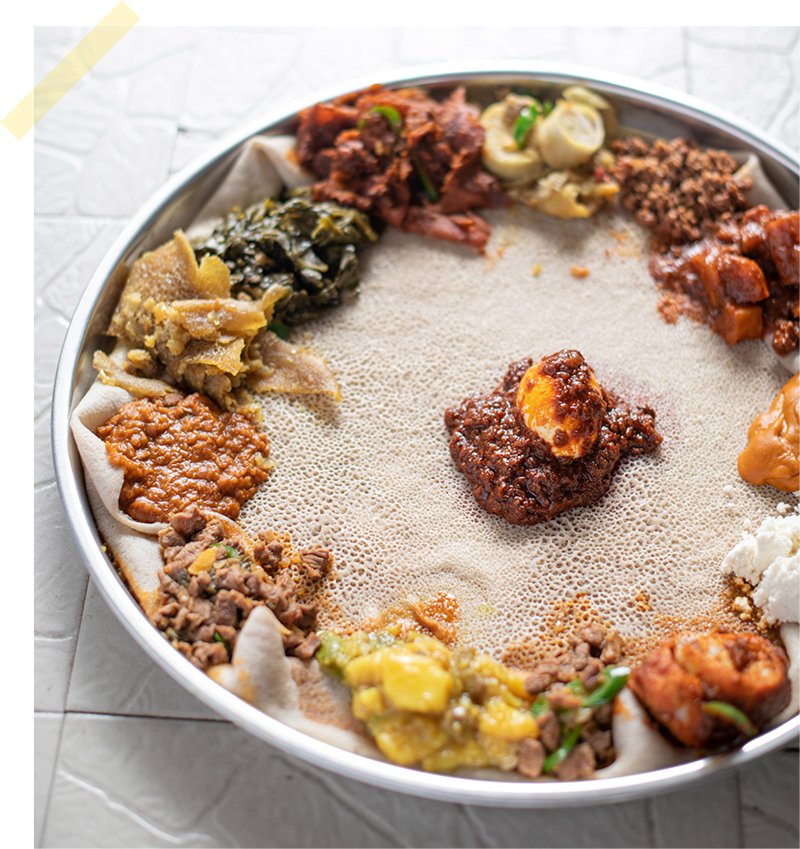 커다란 접시 한 가득 넘치는 정, 에티오피아 전통 음식 '인제라' : 네이버 포스트