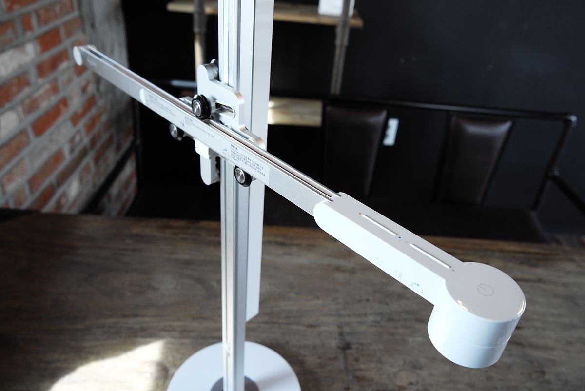 [타우스탠드DU-S7000]플렉시블 방향조절 색온도변경 밝기조절타이머 무선충전 심플하고 예쁜디자인 블루라이트 전자파동시차단 이케아 더좋은 LED스탠드 추천 7