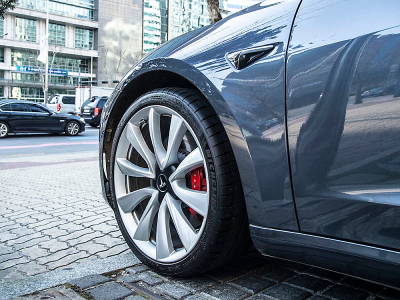 제3자적 시선으로 맛본 테슬라 모델 3