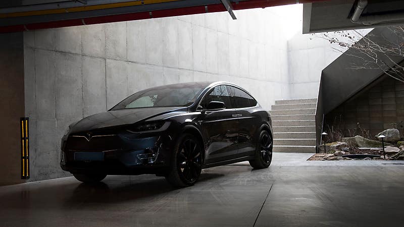 짜릿한 상상력의 억대 SUV들! 볼보 XC90 T8 PHEV & 테슬라 모델 X