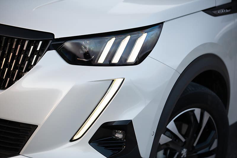 크고 아름다워진 올 뉴 푸조 2008, 힘 좀 쓸까?