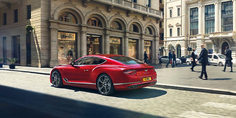 3억 9백만 원이라는 신형 컨티넨탈 GT V8, 국내 인도 개시