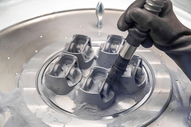 포르쉐 GT2 RS의 피스톤을 3D 프린팅으로?
소재공학과 경량화의 승리