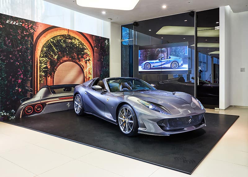 800ps, 최고속력 340km/h의 하드톱
컨버터블! 페라리 812GTS 국내 출시