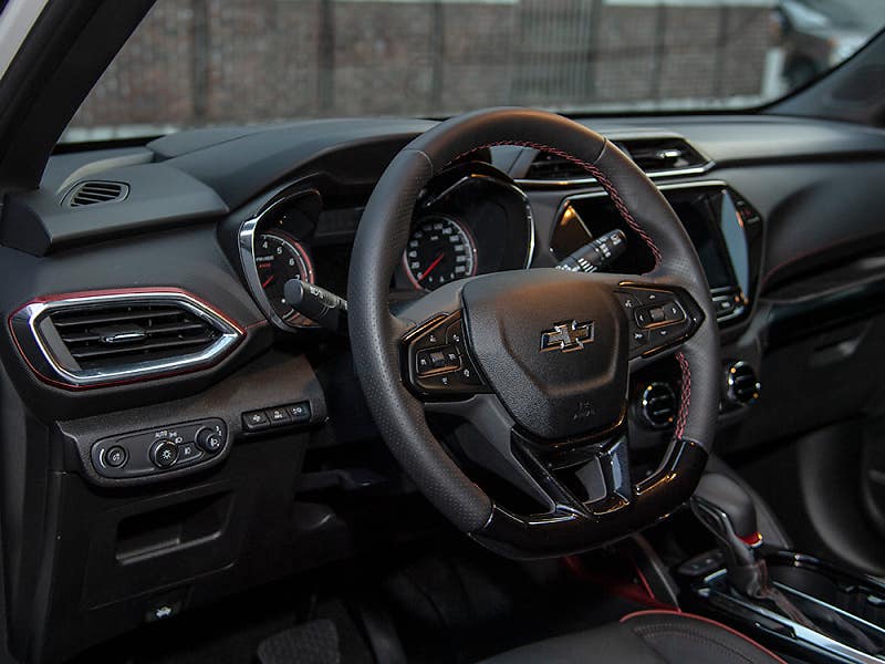 득점까지 성공할까? 쉐보레의 리드오프 트레일블레이저 RS AWD