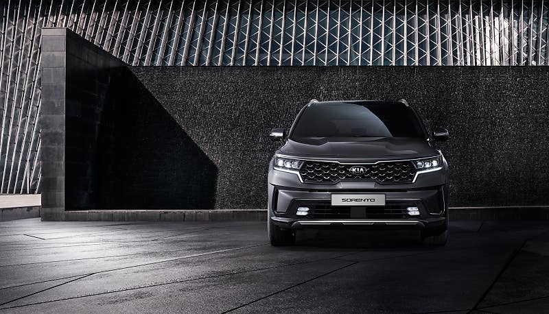 사전계약 2만 6천대의 4세대 쏘렌토 출시, 2,948만 원부터