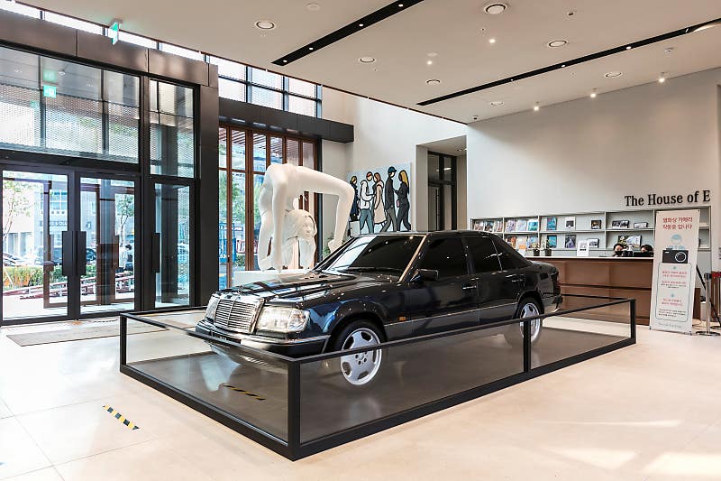 더 뉴 E 클래스, 대안을 허락하지 않는 명성