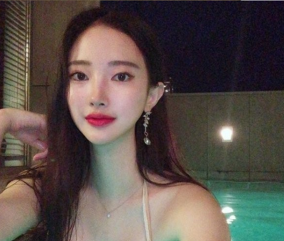 방시혁 실제 여자친구의 소름돋는 외모 (+나이 재산)  : 네이버 포스트
