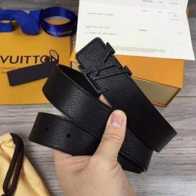 루이비통 타이가 벨트 / 블랙