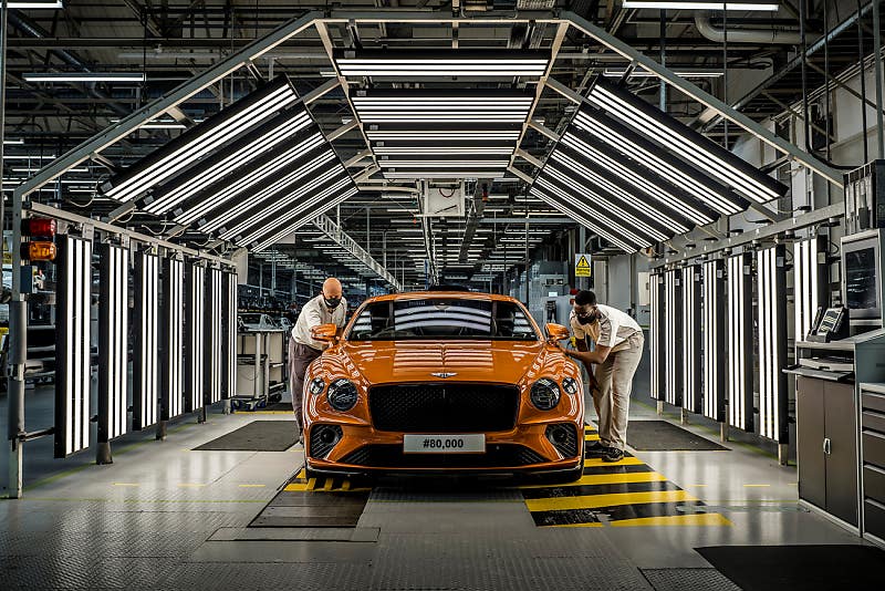 18년간 2번의 진화를 거친 벤틀리 컨티넨탈 GT, 누적 생산량 8만대 돌파!