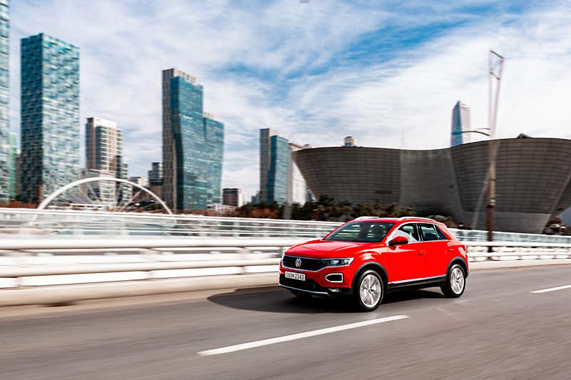 폭스바겐코리아, 예능‘뒤돌아보지 말아요’에 어반 컴팩트 SUV 티록 지원한다!