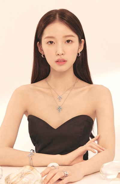 아린 주얼리 화보 여자 명품 주얼리 브랜드 다미아니 벨에포크 : )