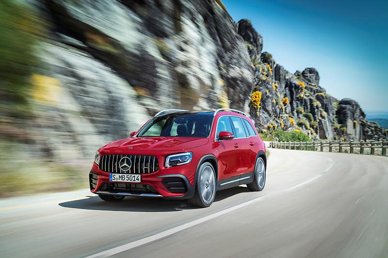 드라이빙 퍼포먼스와 실용성을 겸비한 더 뉴 메르세데스-AMG GLB 35 4MATIC 출시