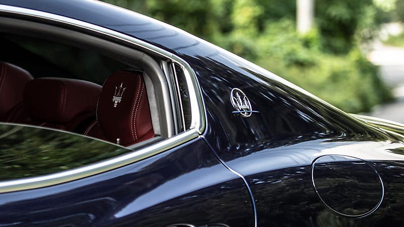 “이 연비로 하이브리드라고?” 마세라티 기블리 하이브리드의 진짜 가치는 따로 있다