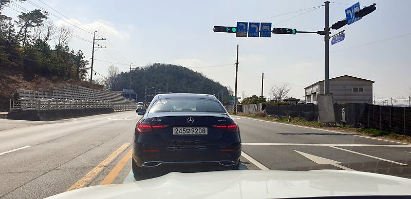 [시승기] “두 형제면 충분하다” 풀체인지 6세대 신형 C클래스