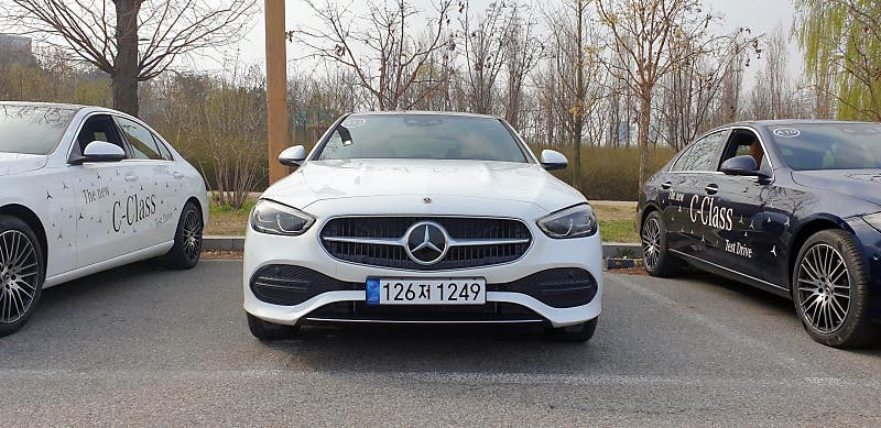 [시승기] “두 형제면 충분하다” 풀체인지 6세대 신형 C클래스