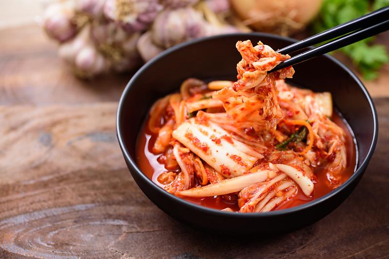 하얀 김치 곰팡이, 먹어도 되나요? 피는 이유와 대처 방법! : 네이버 포스트