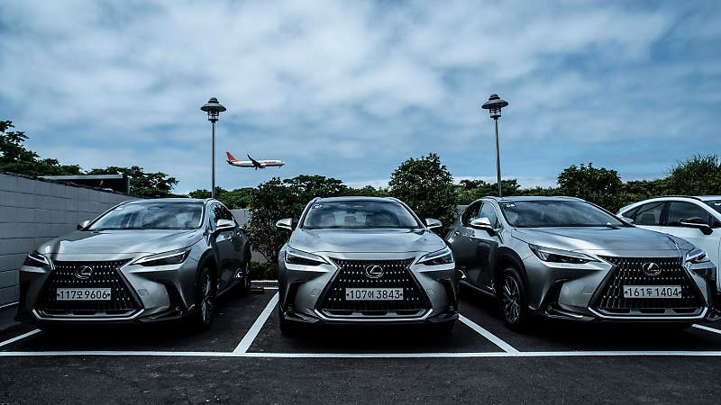 [시승기] 코어 고객 vs. 미래 동력
렉서스의 고민이 담긴 2세대 NX