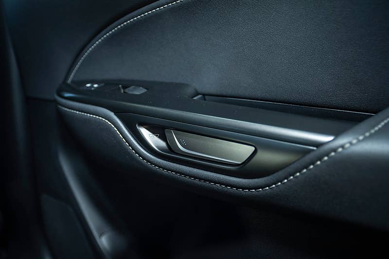 [시승기] 코어 고객 vs. 미래 동력
렉서스의 고민이 담긴 2세대 NX