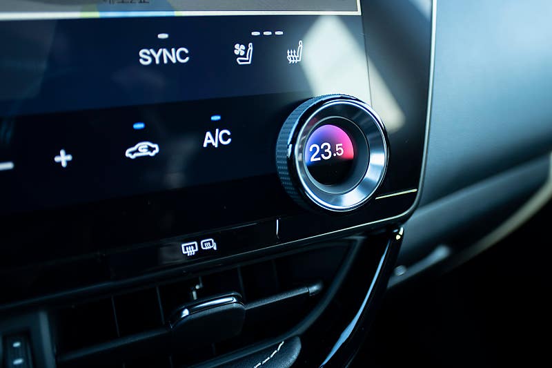 [시승기] 코어 고객 vs. 미래 동력
렉서스의 고민이 담긴 2세대 NX