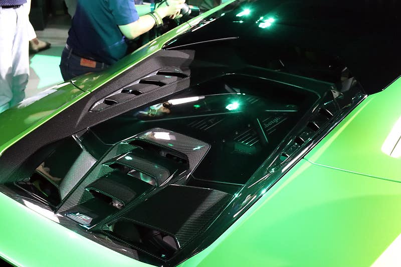 “다 됩니다” 트랙과 공도에서 모두 즐길 수 있는 ‘우라칸 테크니카’ 런칭