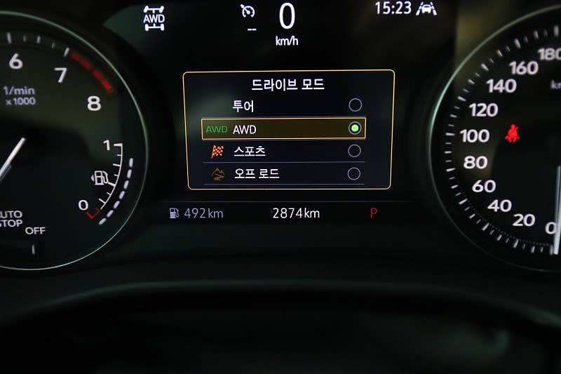 [시승기] 부드러운 엔진 필링과 넉넉한 공간의 조화, '캐딜락 XT5'