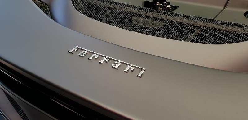 '830마력 컨버터블 PHEV 슈퍼카' 4억 중반의 페라리 296 GTS 국내 출시!