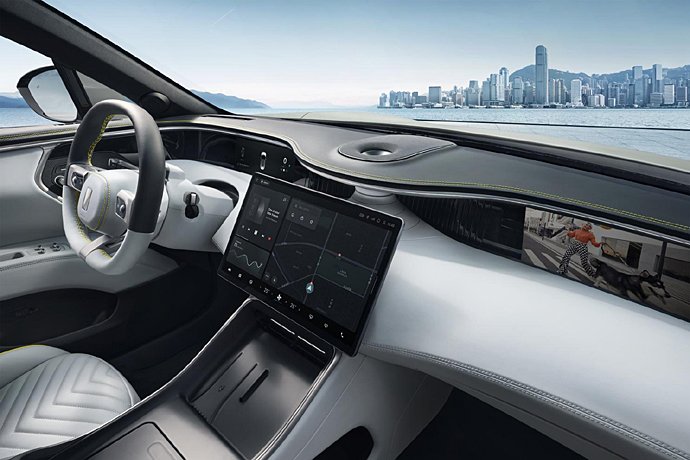 中国头像推出了第一个电池电动汽车阿凡达11