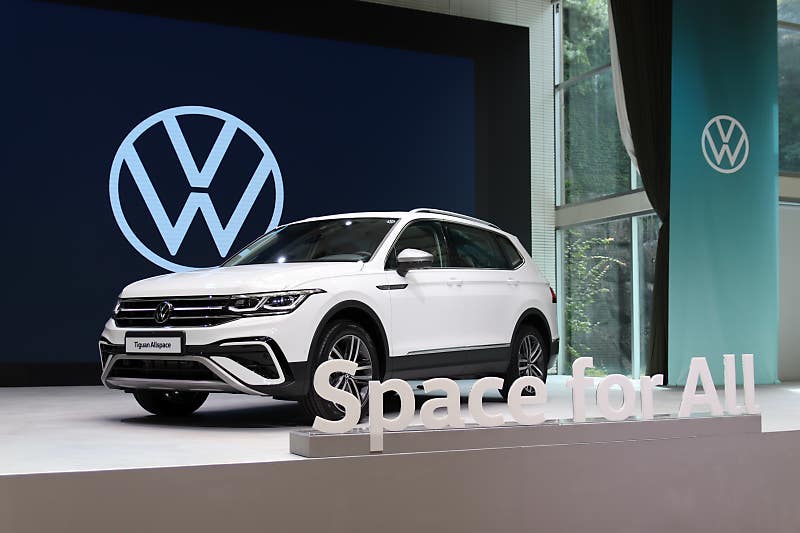 "드디어 등장!" 모두가 외치던 가솔린 폭스바겐, '티구안 올스페이스'