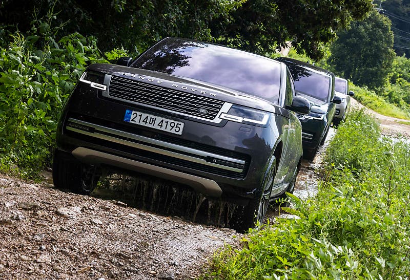 [시승기] “오프로드는 당연, 온로드에서도 제왕의 모습” 신형 레인지로버