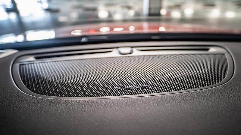 [시승기]15분만의 완판, 눈은 솔직하니까 볼보 S60 R-디자인