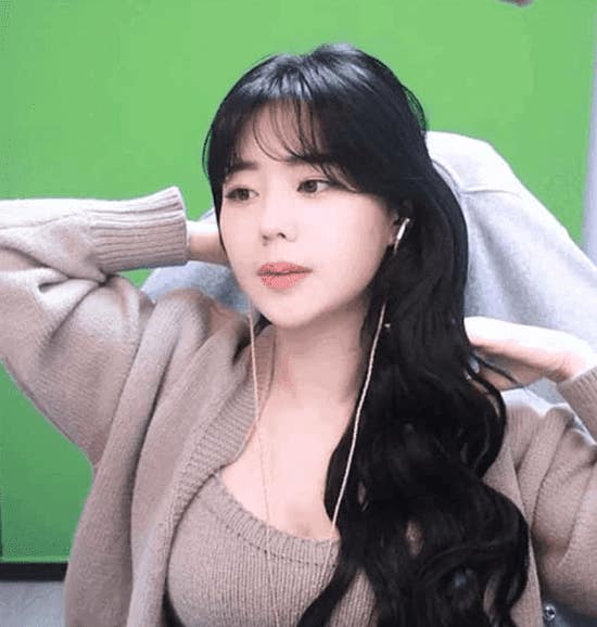 감스트 열애 상대로 'BJ 뚜밥' 거론된 결정적 이유 (+사진) : 네이버 포스트 감스트 열애 상대로 'Bj 뚜밥' 거론된 결정적 이유 (+사진) : 네이버 포스트