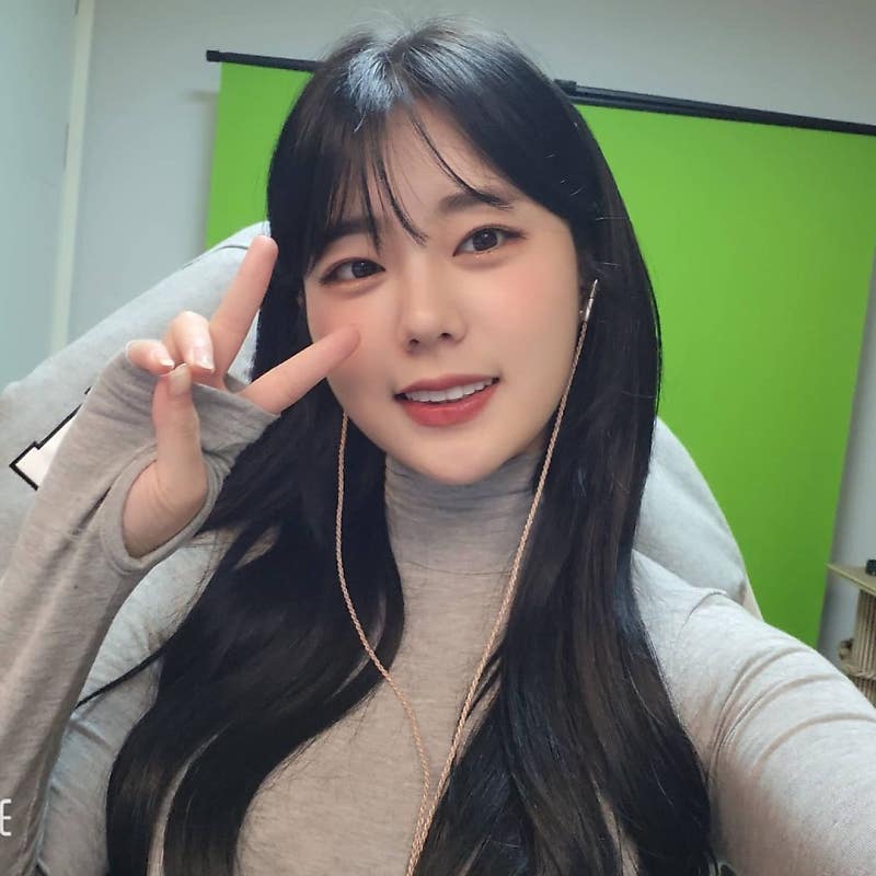 bj뚜밥 감스트 본명 오조은 G컵 여캠 몸매 사진 셀카 97년생 인스타 : 네이버 포스트 Bj뚜밥 감스트 본명 오조은 G컵 여캠 몸매 사진 셀카 97년생 인스타 : 네이버 포스트