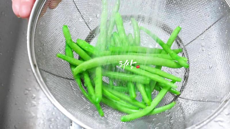 그린빈볶음 만들기 사각사각 껍질콩 그린빈 마늘요리! : 네이버 포스트