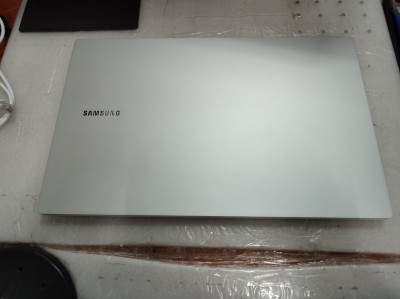 NT950XDX-G51AS 삼성 노트북 외관